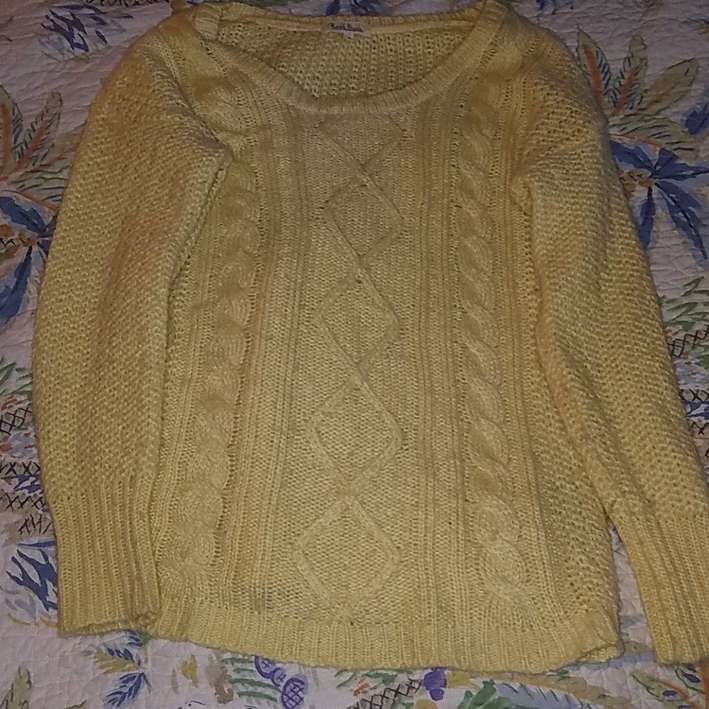 Yellow cable knit sweater!
